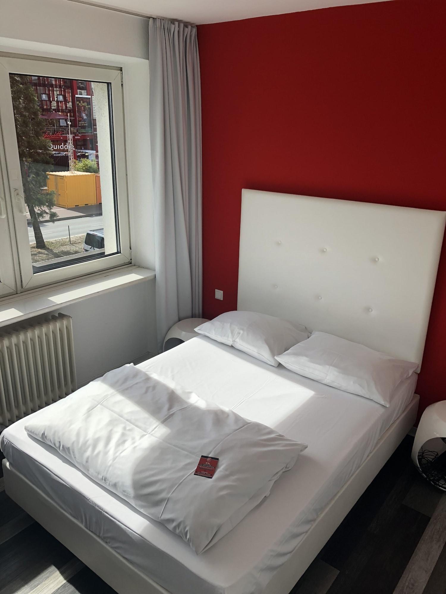 Cityhotel Monopol Хамбург Екстериор снимка