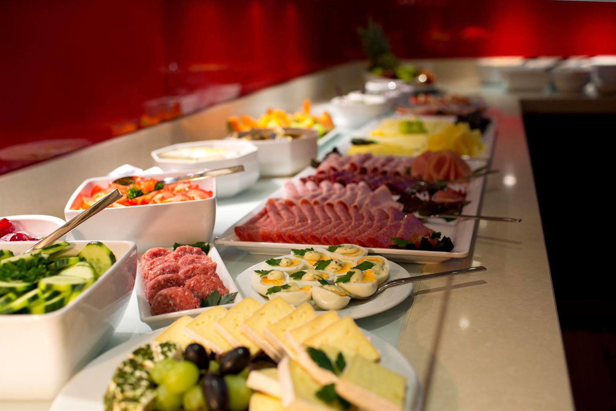 Cityhotel Monopol Хамбург Екстериор снимка