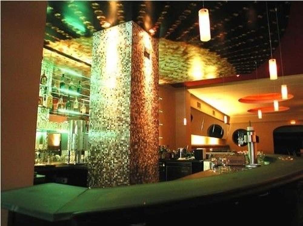 Cityhotel Monopol Хамбург Ресторант снимка